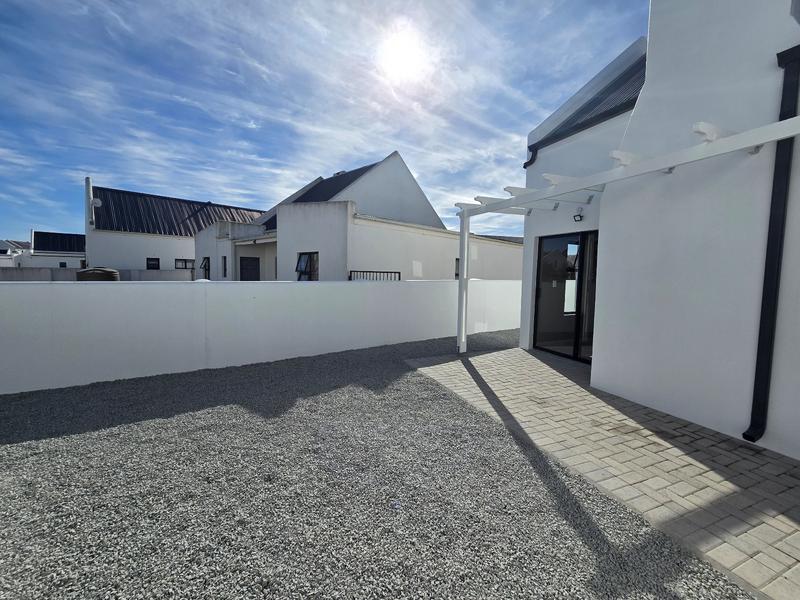 3 Bedroom Property for Sale in Britannia Bay Western Cape